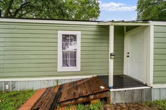 3211 Fm 779, Mineola, TX 75773