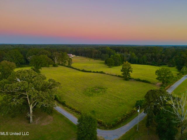 322 Highway 42, Sumrall, MS 39482