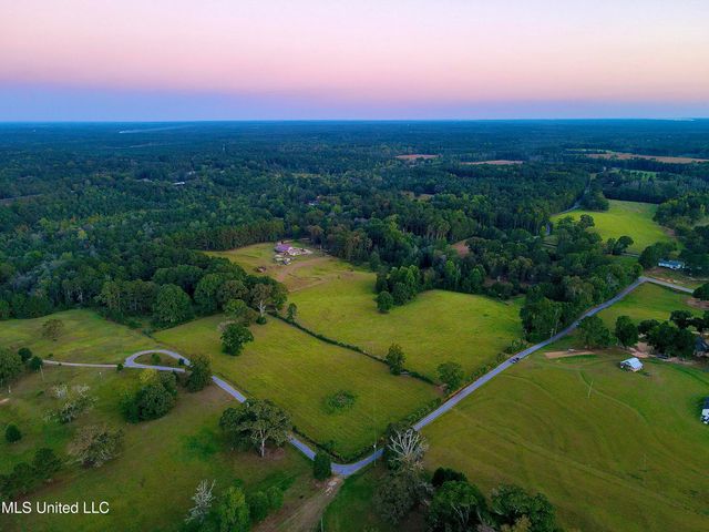 322 Highway 42, Sumrall, MS 39482