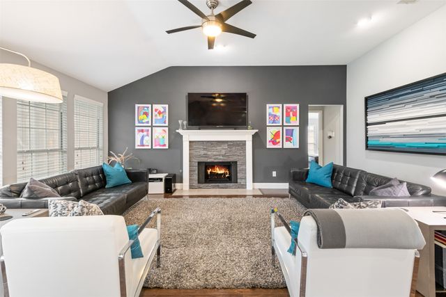 708 Summit Run, Lewisville, TX 75077