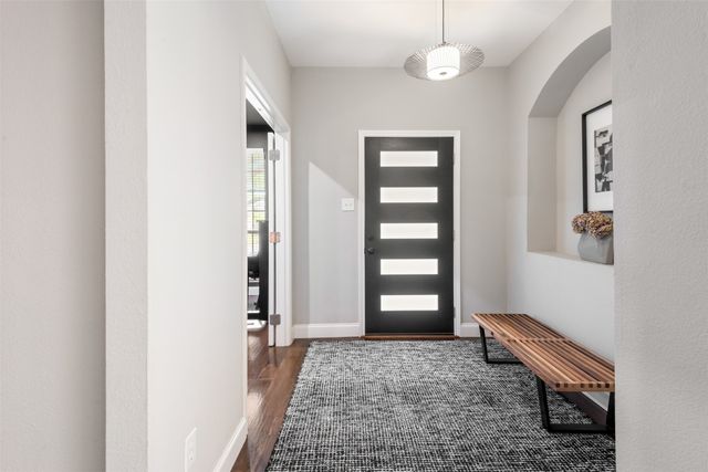 708 Summit Run, Lewisville, TX 75077