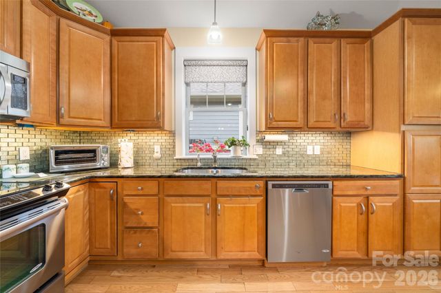 3 Holland Mountain View, Asheville, NC 28804