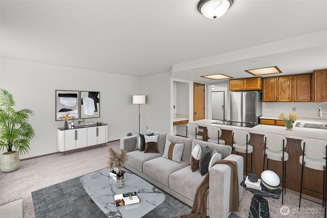 5933 55th Way SE, Lacey, WA 98513