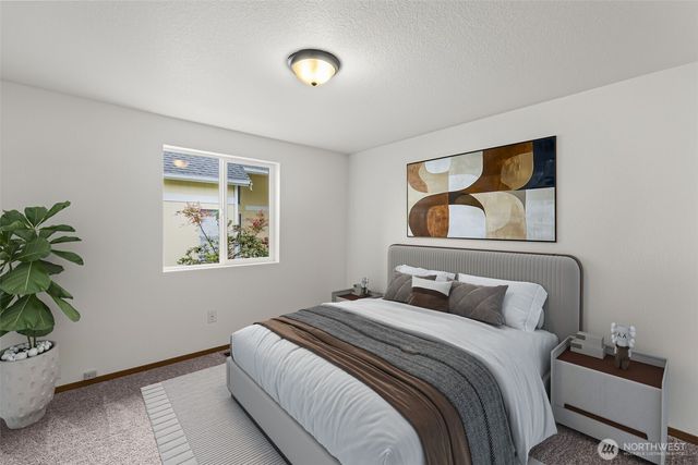 5933 55th Way SE, Lacey, WA 98513