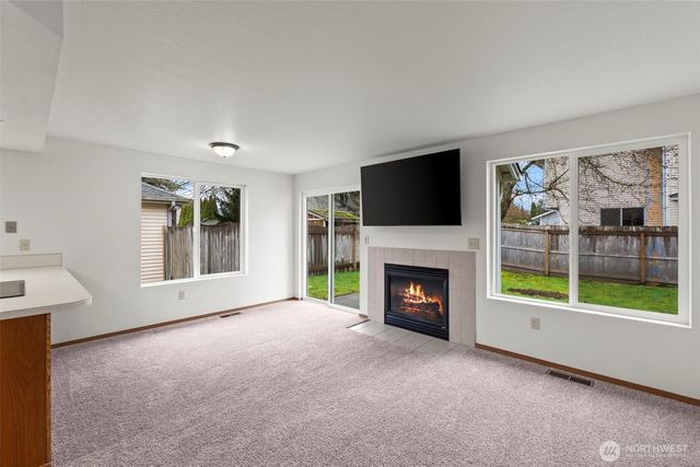 5933 55th Way SE, Lacey, WA 98513