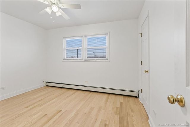 7121 W 110th Street 2W, Worth, IL 60482