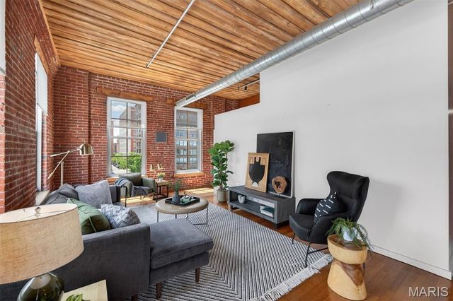 721 N 17th Street 405, St Louis, MO 63103