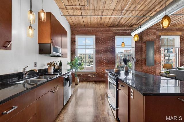 721 N 17th Street 405, St Louis, MO 63103