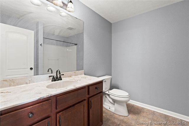 12105 Meriwether Drive, Sellersburg, IN 47172