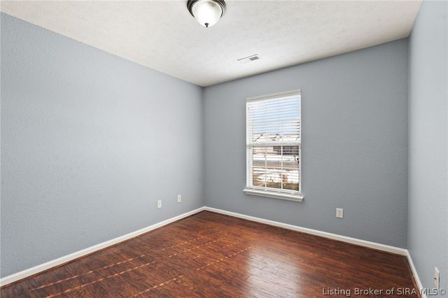 12105 Meriwether Drive, Sellersburg, IN 47172