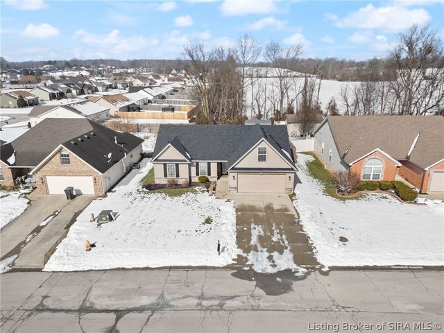 12105 Meriwether Drive, Sellersburg, IN 47172