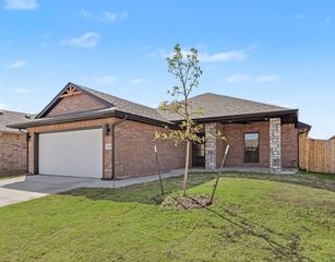 9820 NW 144th Street, Yukon, OK 73099