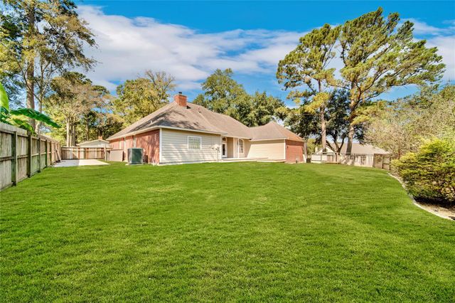 101 Piping Rock Drive, Conroe, TX 77356