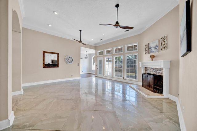 101 Piping Rock Drive, Conroe, TX 77356