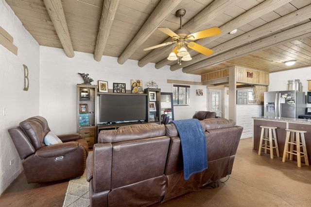 416 NM-116, Bosque, NM 87006