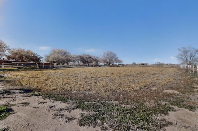 416 NM-116, Bosque, NM 87006