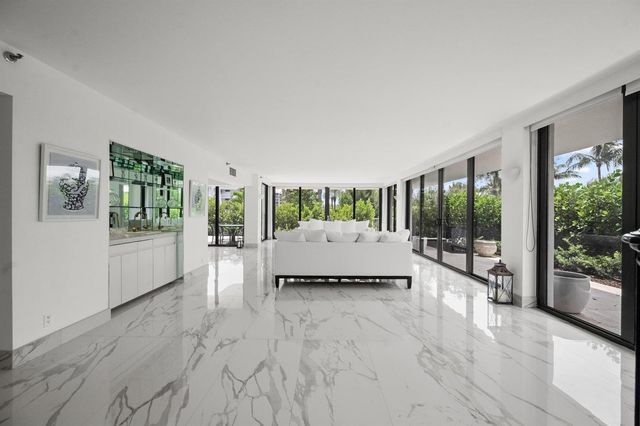 2580 S Ocean Boulevard 1a1, Palm Beach, FL 33480