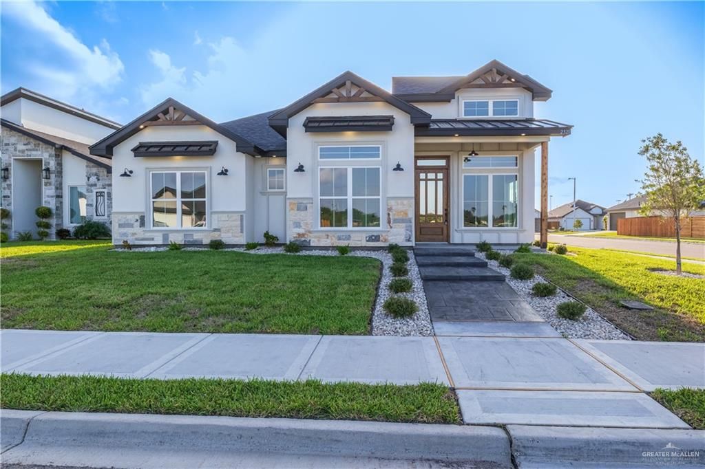 2321 N Piedra Avenue, Edinburg, TX 78542