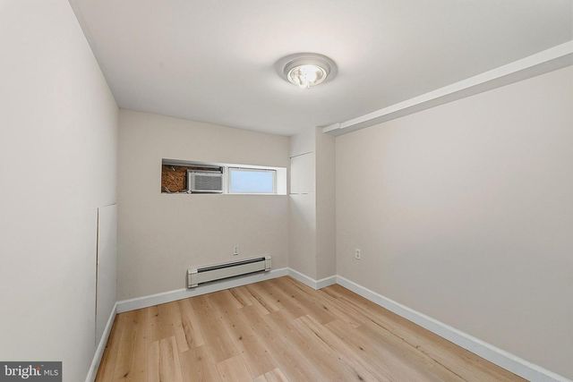529 E CLARKSON AVE, Philadelphia, PA 19120