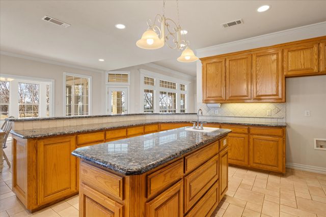 3025 Neri Road, Granbury, TX 76048