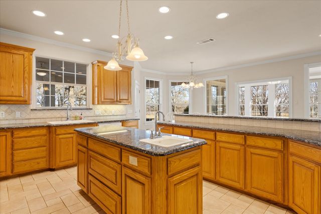 3025 Neri Road, Granbury, TX 76048