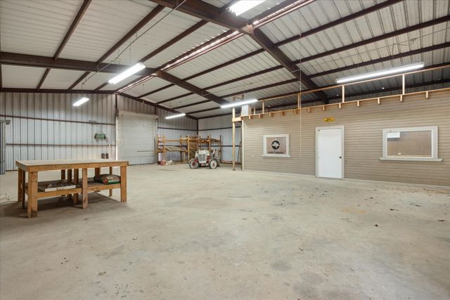 3025 Neri Road, Granbury, TX 76048