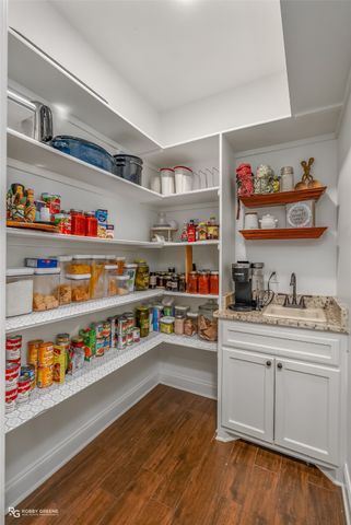 10198 Castanedo Court, Keithville, LA 71047