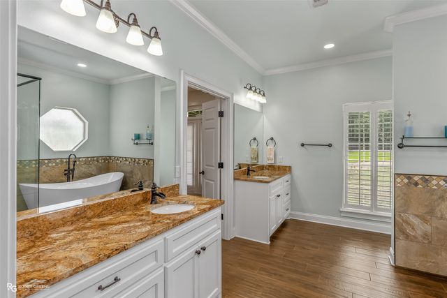 10198 Castanedo Court, Keithville, LA 71047