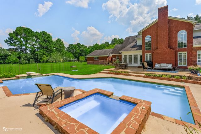 10198 Castanedo Court, Keithville, LA 71047