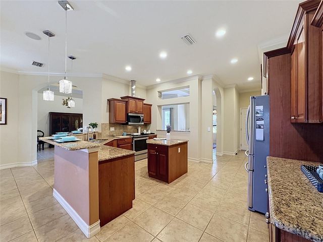 414 169TH COURT NE, Bradenton, FL 34212