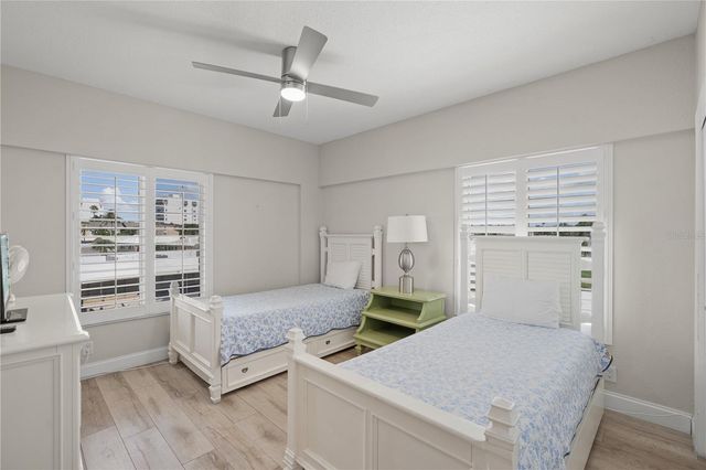 6146 MIDNIGHT PASS ROAD 12S, Sarasota, FL 34242