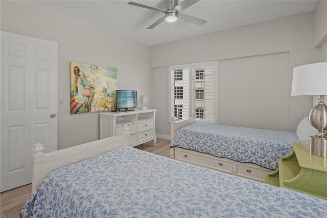 6146 MIDNIGHT PASS ROAD 12S, Sarasota, FL 34242