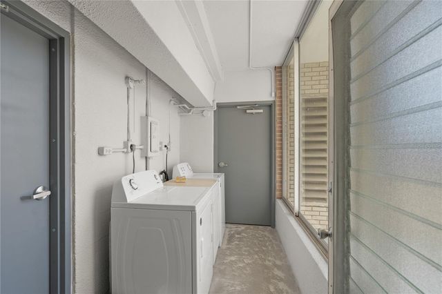 6146 MIDNIGHT PASS ROAD 12S, Sarasota, FL 34242