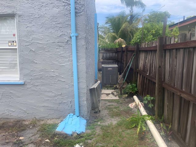 120 NW 4th Avenue, Boynton Beach, FL 33435