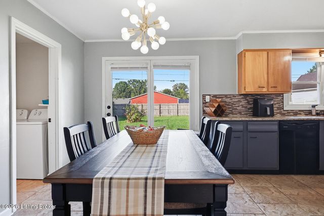 111 Park Ln, Lawrenceburg, KY 40342
