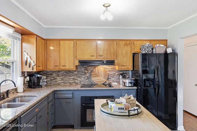 111 Park Ln, Lawrenceburg, KY 40342
