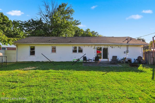 111 Park Ln, Lawrenceburg, KY 40342