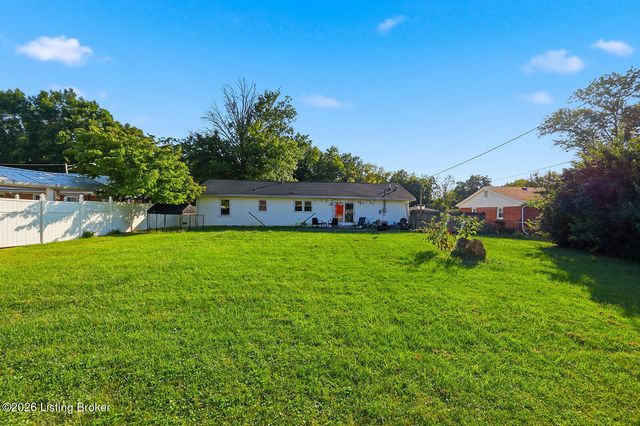111 Park Ln, Lawrenceburg, KY 40342