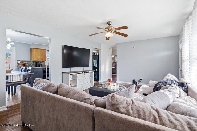 111 Park Ln, Lawrenceburg, KY 40342