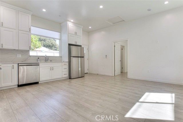 353 N Mariposa, Burbank, CA 91506