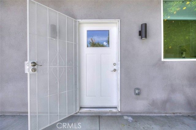 353 N Mariposa, Burbank, CA 91506