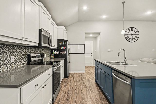 977 Sam Street, Springtown, TX 76082