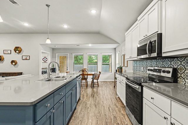 977 Sam Street, Springtown, TX 76082
