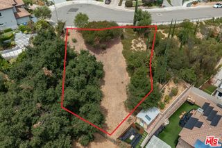 936 N Staley Lane, Los Angeles, CA 90042