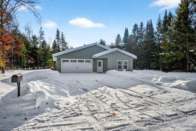 15565 Pine Point Drive, Hayward, WI 54843