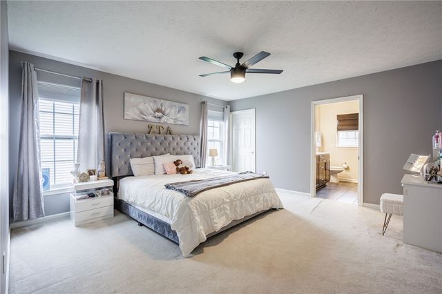 929 Surrey Hill Way, Henrietta, NY 14623