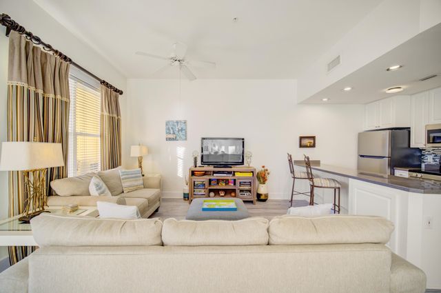 95 Laura Hamilton Boulevard UNIT 305, Santa Rosa Beach, FL 32459