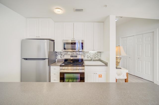 95 Laura Hamilton Boulevard UNIT 305, Santa Rosa Beach, FL 32459