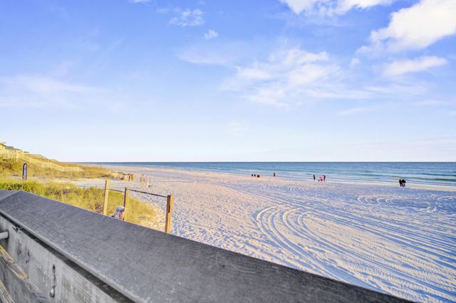 95 Laura Hamilton Boulevard UNIT 305, Santa Rosa Beach, FL 32459
