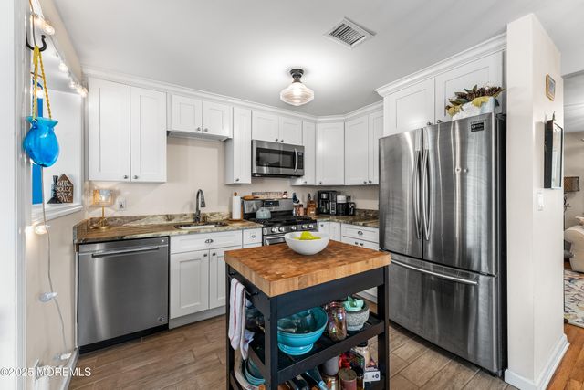 1609 Wight Street, Wall, NJ 07719